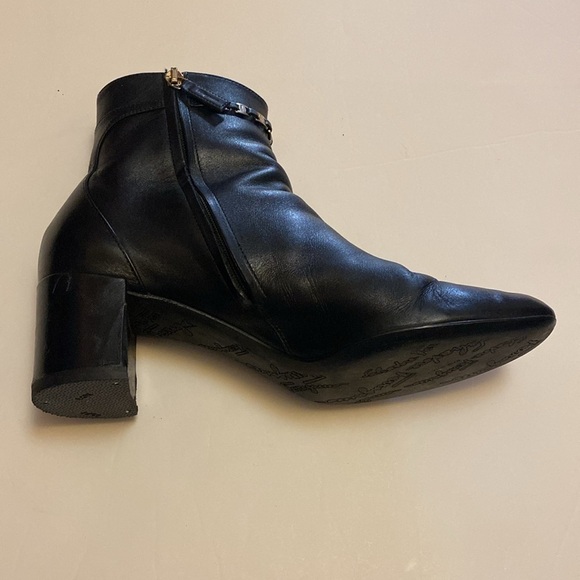 Salvatore Ferragamo Ghila Booties. With bag. New heels and newly polishe… - Picture 4 of 15